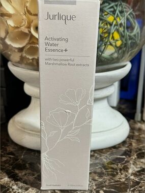 Jurlique Activating Water Essence+ 5oz